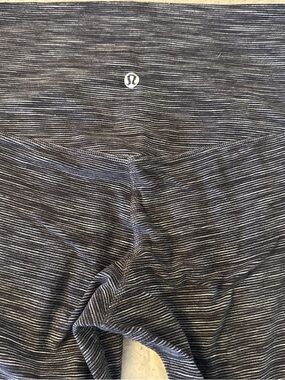 lululemon black and white micro-striped leggings